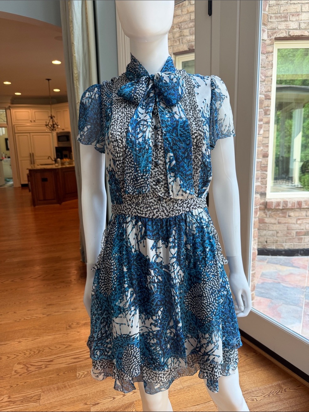 Diane Von Furstenberg Blue and White Bow Neck Floral Print Dress